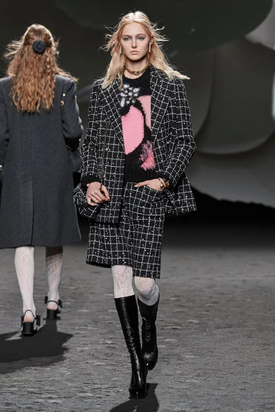 Look 21